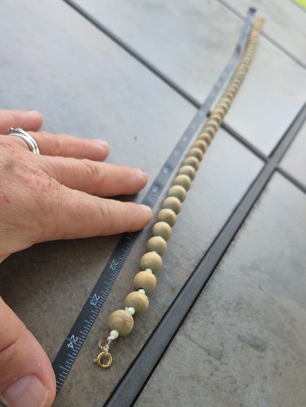 Beige Natural Wood Bead Necklace - Women Jewelry - Picture 6 of 8